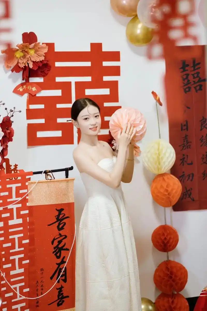 当新娘是特别幸福的一件事.两个月后,收到了婚礼照片时间一下 - 抖音