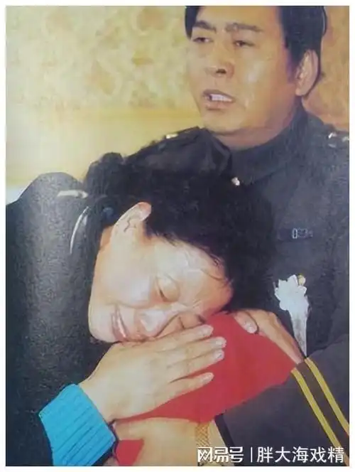 香妃刘丹因车祸去世后父亲哥哥相继离世母亲还好吗