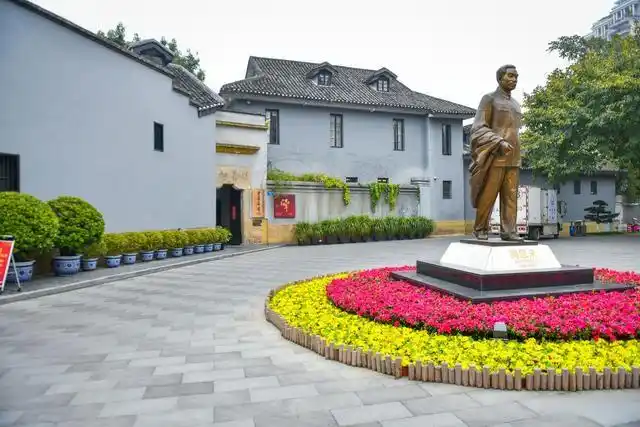 实拍重庆周公馆,周总理工作了8年的地方,缅怀一代伟人