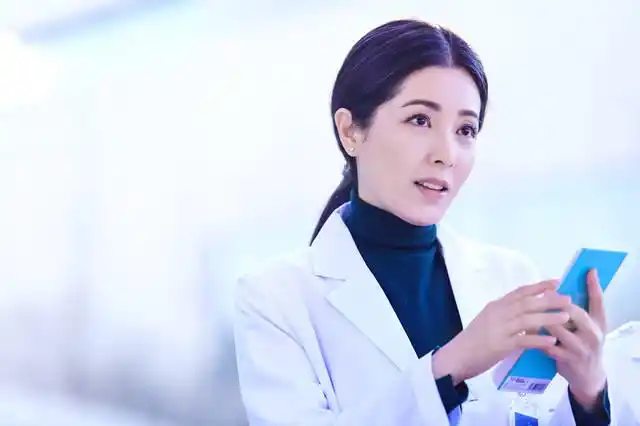 《儿科医生》三高情侣罗云熙孙铱 上演隐婚大戏