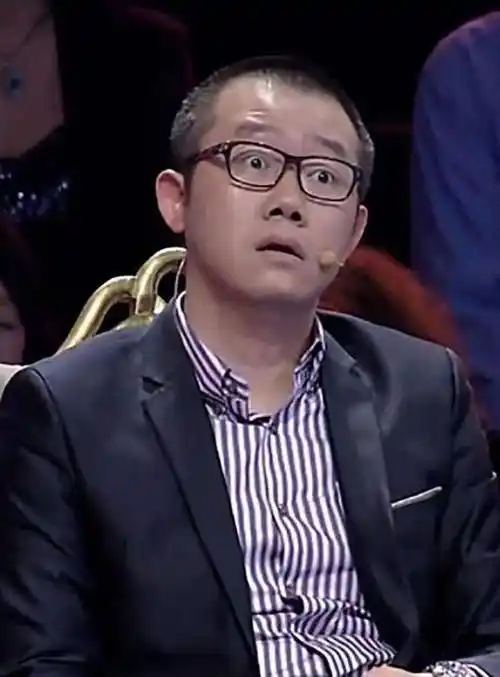 那时候的小丸子,家庭条件十分优越,不少追求者还是官宦子弟,所以一