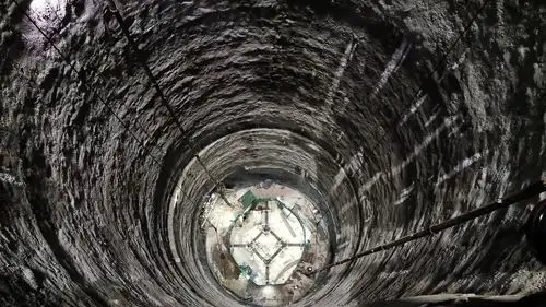 in视频丨记者探秘马峦山隧道通风竖井 地下193米深井首次披露