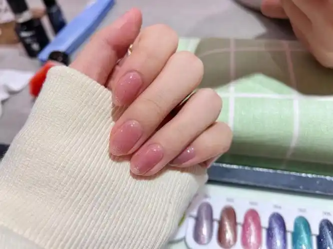 海底捞美甲显白色号