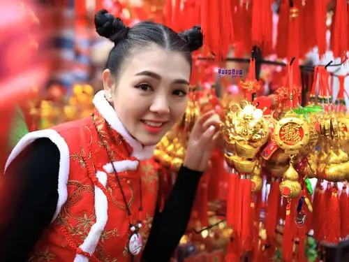 中国娃娃 喜运迎春