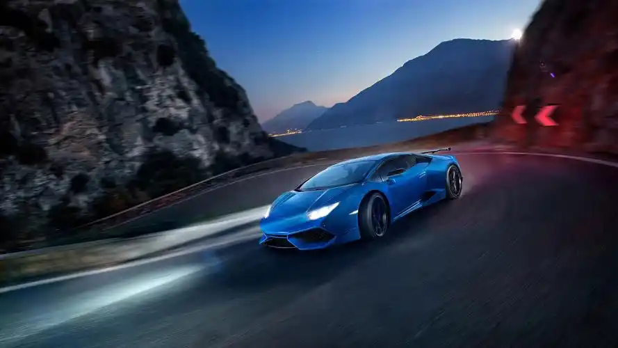 兰博基尼蓝色跑车huracan