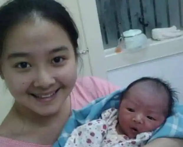 杨丽晓14岁把初恋给了释小龙?