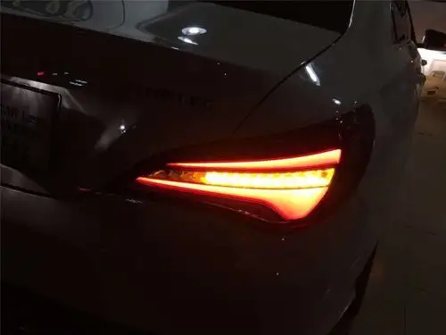 求17年cla200时尚尾灯晚上图片