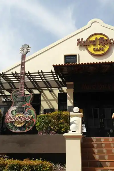 原始图片 hardrockcafe,可以下午茶看马六甲河景