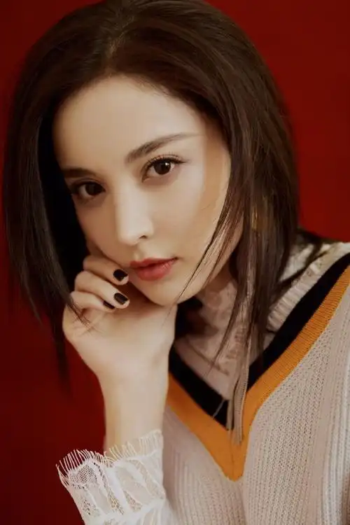 古力娜扎剪短发古力娜扎新发型火了