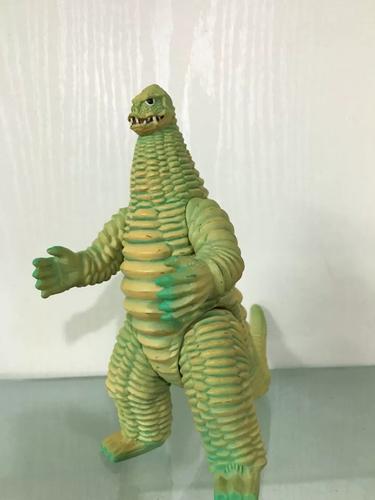 万代模型 初代奥特曼怪兽软胶 新版 骷髅怪兽雷德王 收藏模型可动