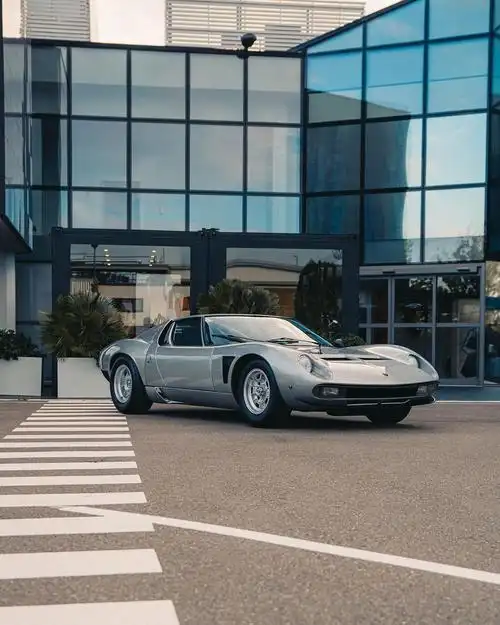 一代经典的兰博基尼 缪拉miura jota!