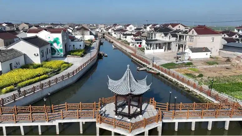 兴化市沙沟镇转变发展方式构建净水系统