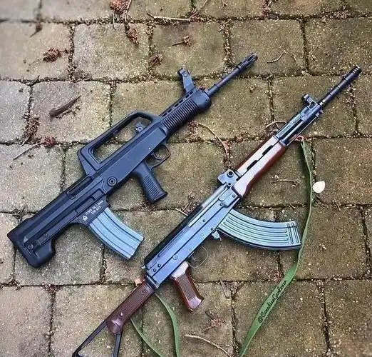 国产八一杠自动步枪首批送到中越边境一线得到一致的好评