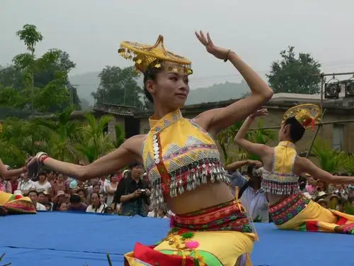 玩转新平漠沙大沐浴花腰傣服饰文化节请带上这份最强攻略