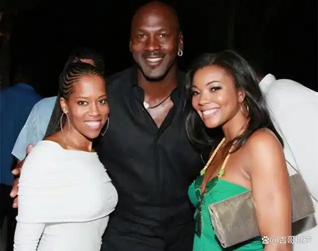 "篮球之神"迈克尔-乔丹,他是nba史上最伟大的球员,职业生涯上演过无数