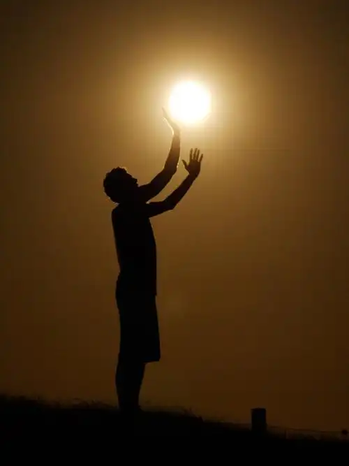 国庆中秋特辑|"风云四号"和"moon games"