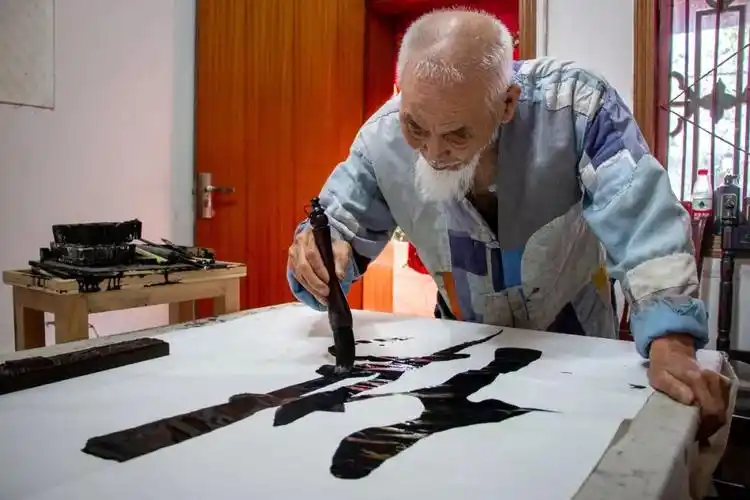 纪录片 | 四川绵阳罗汉寺果清老法师100岁寿辰