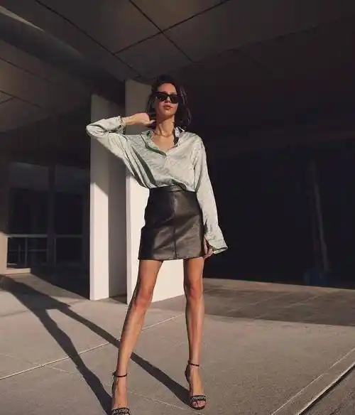 衬衫半身裙2021年春夏最高级搭配优雅时髦又减龄