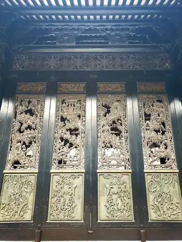 陈家祠木雕为祠工艺"七绝"之一