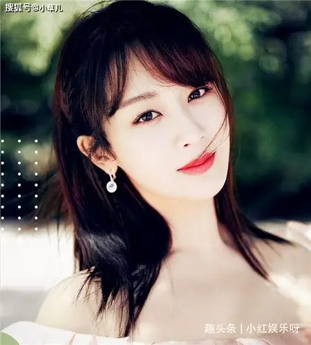 11月人气女演员排行,杨幂第8,赵丽颖第3,榜首:人气巅峰!