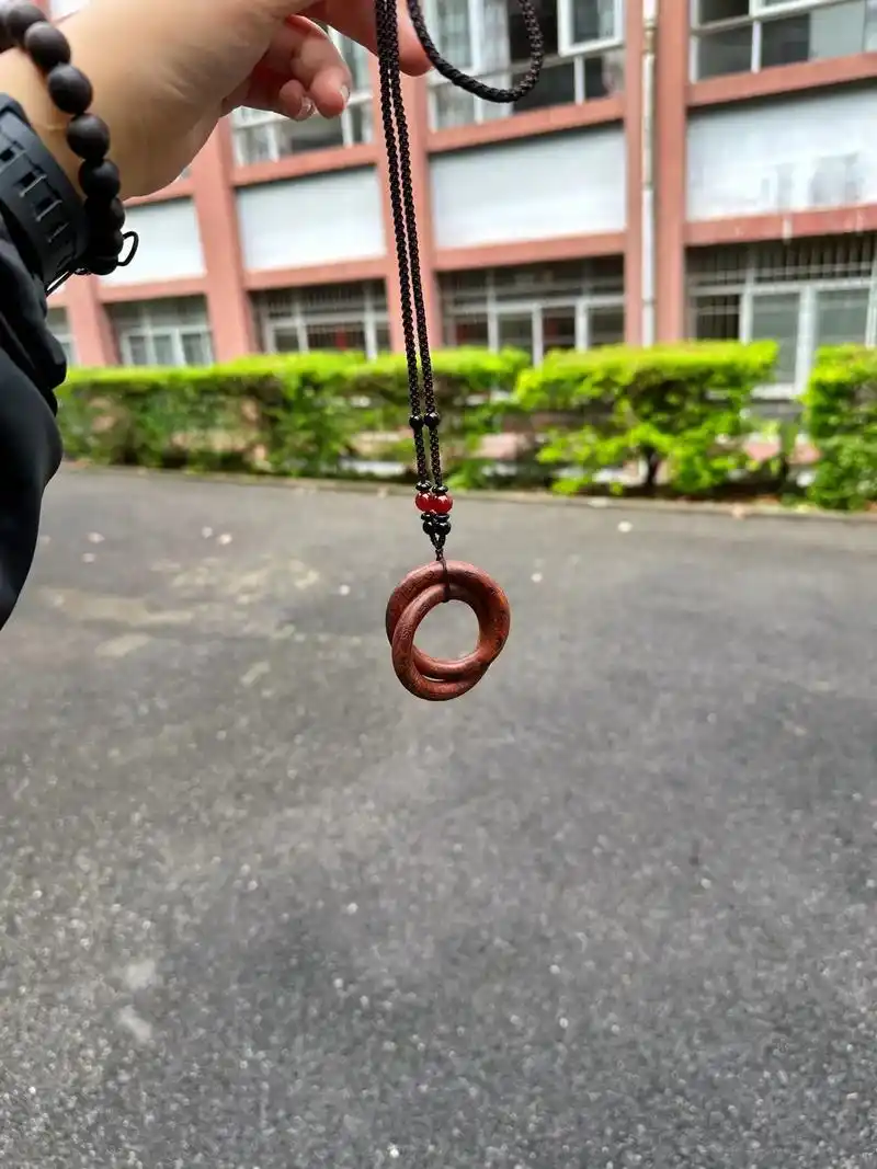 乾坤圈,又称阴阳环,为道家法器,是道教重要宗教修持用品之一. - 抖音