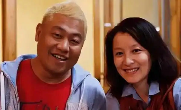 最终,在徐露怀孕十个月后,他们的女儿姜又宁出生了.