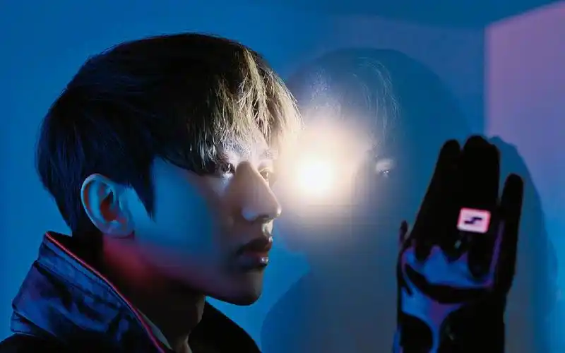 电脑壁纸 明星 大陆明星 帅气男神蔡徐坤光影大片写真