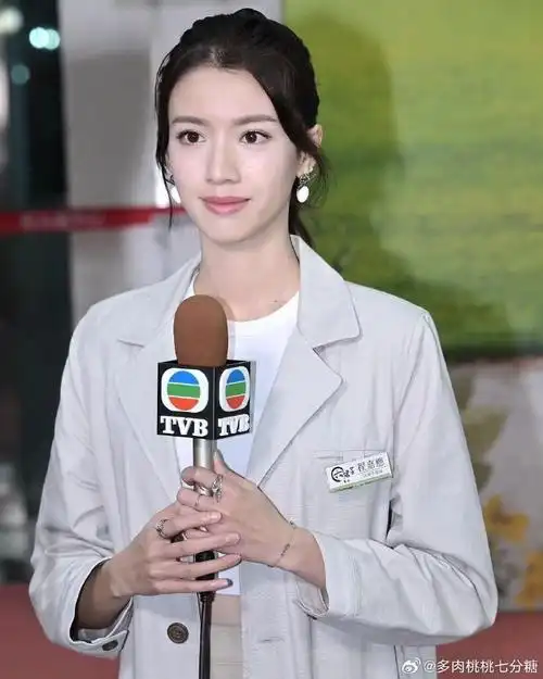 tvb剧里的传统文化##看蔡思贝何广沛直播仿佛进了中医馆