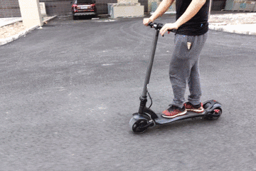 唯轮测评电动滑板车中的保时捷超跑水星动力widewheel