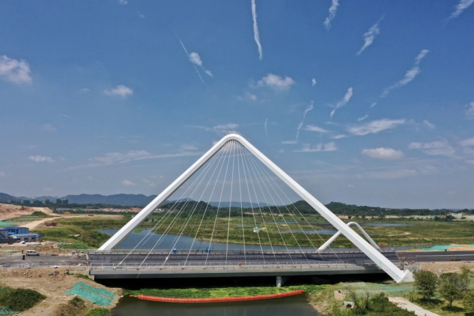 梅溪湖龙王港上又添五座新桥_腾讯新闻