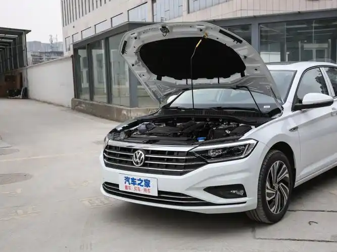 一汽-大众 速腾 2022款 200tsi 手动飞越版