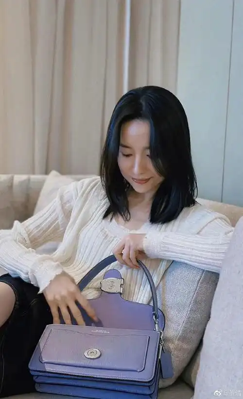 董洁43岁身材#好的状态就是肉眼可见的,和身材或是体重数字都没有