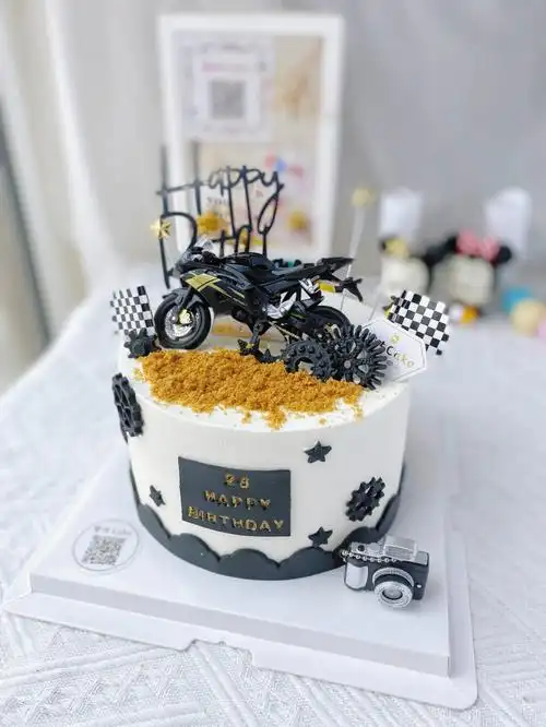 六寸摩托车蛋糕
