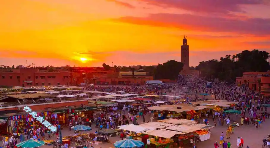 摩洛哥近些年来的旅游业可谓是大红大火,马拉喀什,阿加迪尔以及卡萨