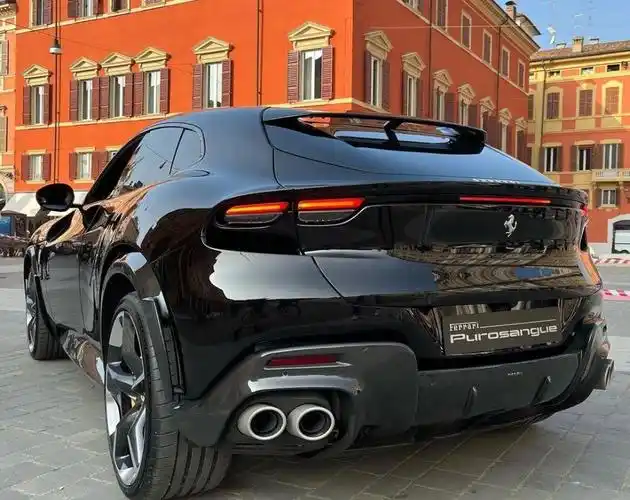 法拉利suv宣布停止接单,卖498.8万,真有那么火?_腾讯新闻