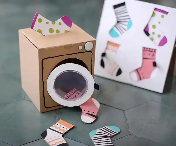 和家里小朋友一起来手工diy制作迷你洗衣机