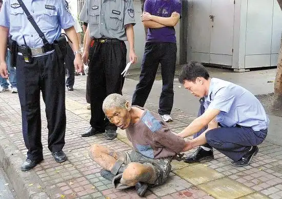 精神病人自伤或伤人事件屡有发生 羊城晚报记者 朱文海摄(资料照片)