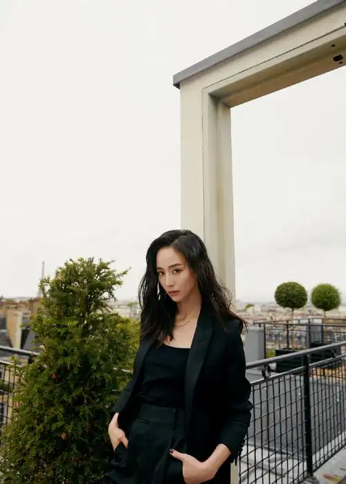 张钧甯高跟鞋大长腿