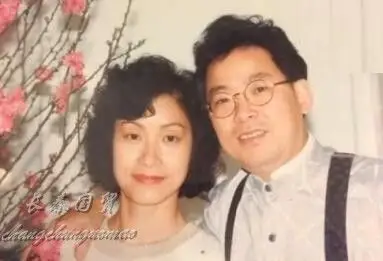 张明敏31岁儿子近照曝光 父子俩经常同台演出