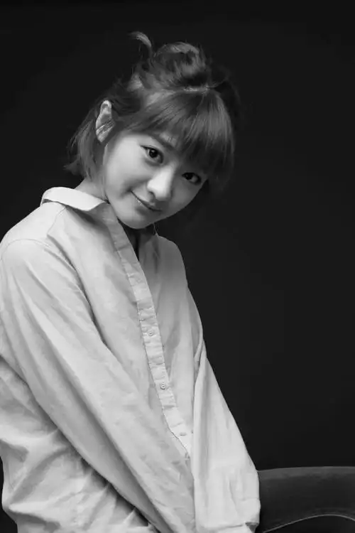 【李梓溪】话剧/音乐剧演员,毕业于上海戏剧学院戏剧影视导演系.