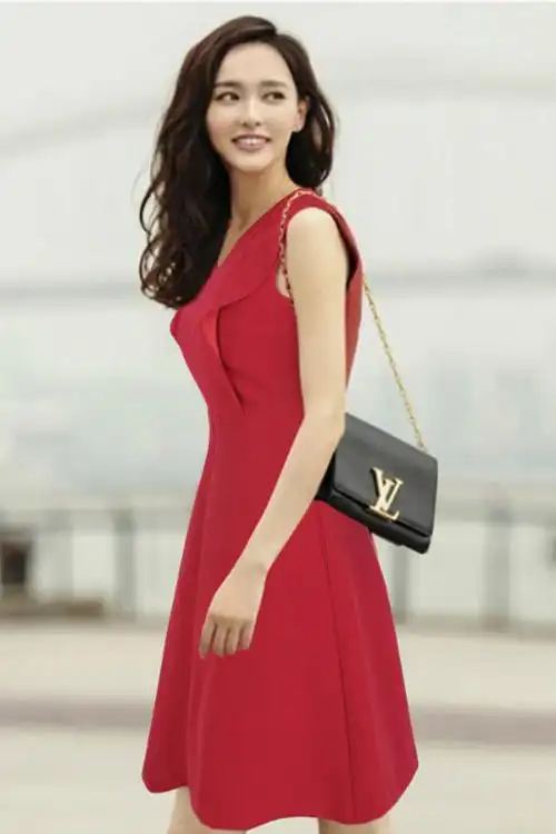 明星唐嫣同款连衣裙针织面料立体装饰v领女装2015新款连衣裙直批