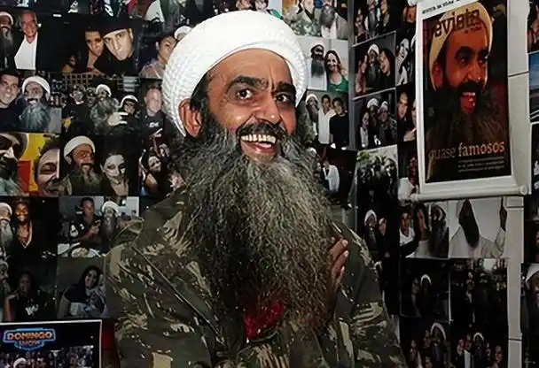 本·拉登有多难找?藏在秘密堡垒里近10年,却因为一条晾衣绳暴露