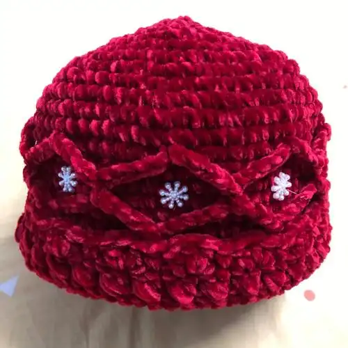 给妈妈勾的第一个帽子