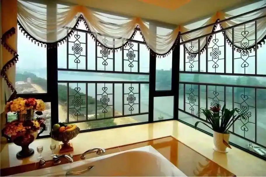 铝合金门窗 #门窗厂 #阳光房 #高端系统门窗 #高端门窗 - 兑趑