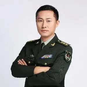 励志:他是陆军上校,教育硕士,用1本故事让孩子勇敢面对挫折