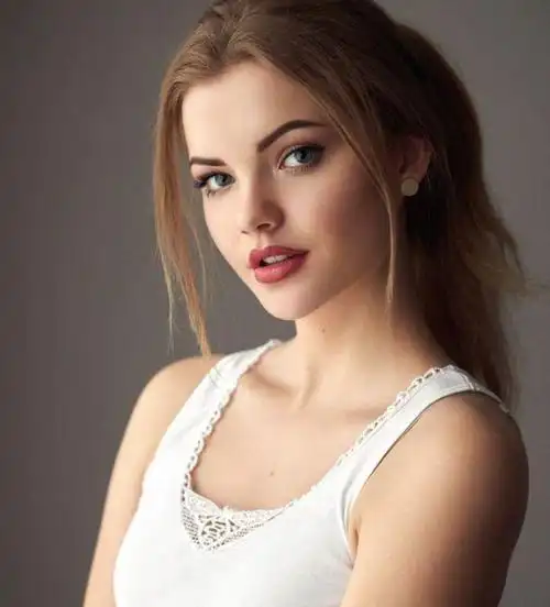 回顾巴基斯坦美女来中国旅游却躲在酒店不敢出门原因让人哭笑不得