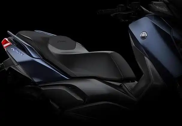 雅马哈xmax 250是一款备受关注的新车型.