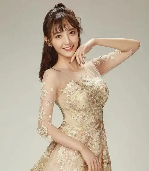 抖音兔子牙个人资料曝光朱容君兔子牙背景有照片写真吗