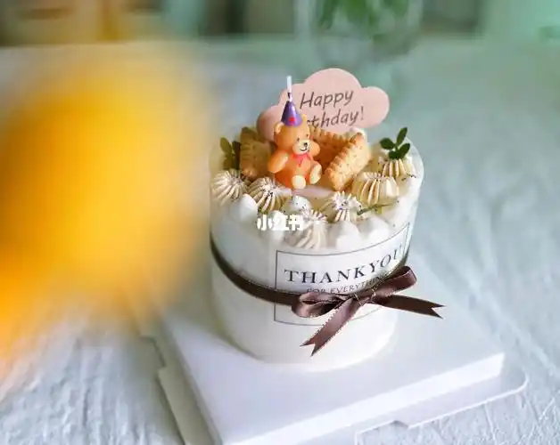 好久没做过的小四寸迷你生日蛋糕