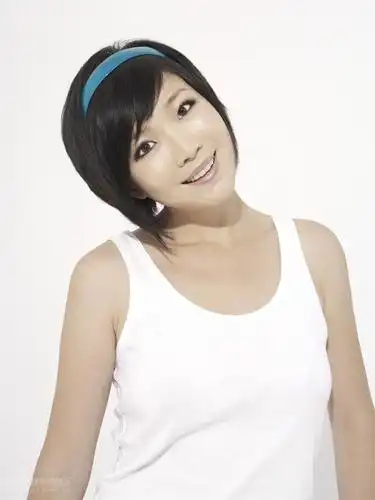 图文:叶蓓专辑写真--简约主义